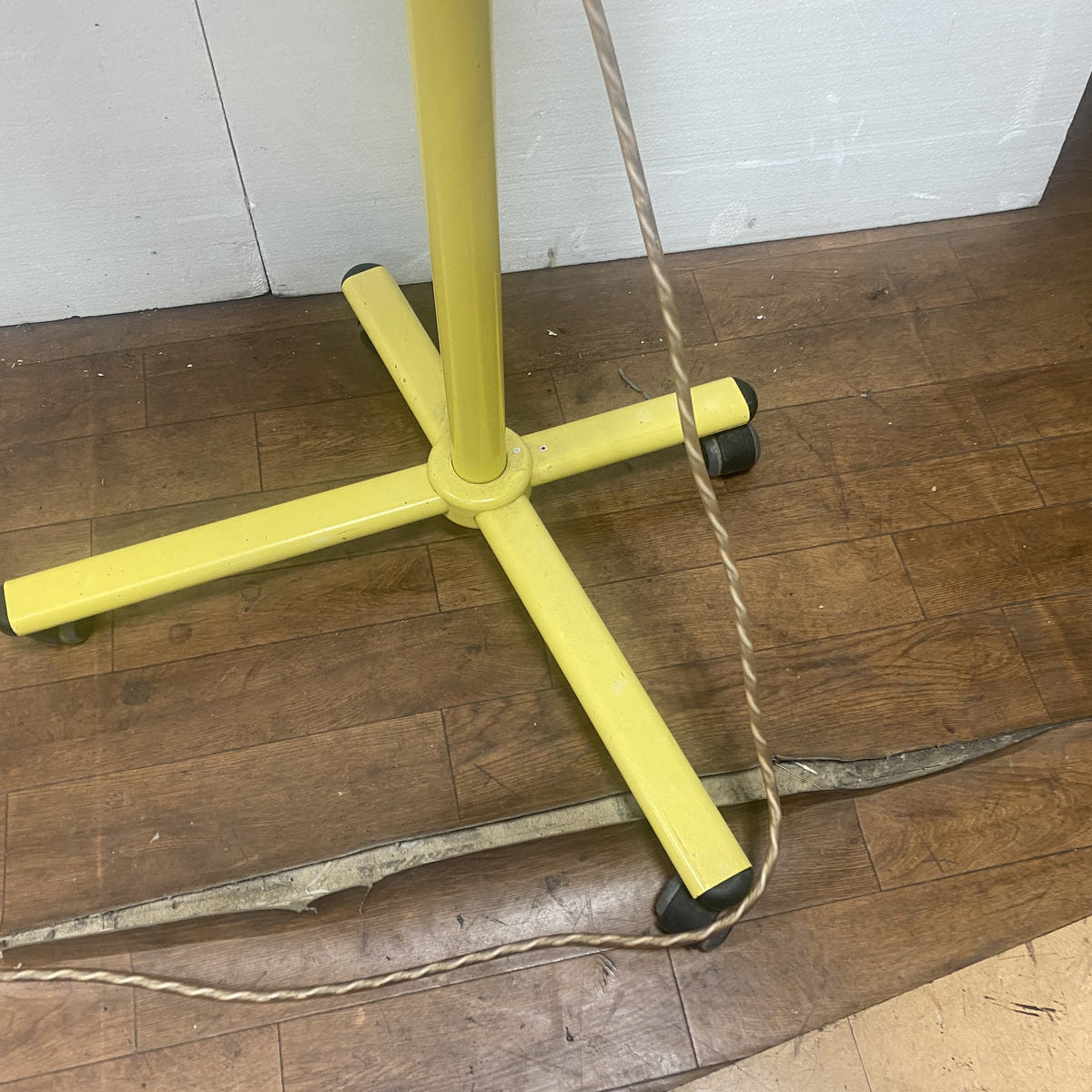 ローラーボール（ROLLER BALL）イエローの卸・通販 | ビューティガレージ