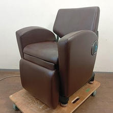 タカラベルモント NSS Miraku NSSミラク ダークブラウン M寸 レッグレストロングタイプ マニュアルSWランプ切れ タカラベルモント NSS Miraku NSSミラク ダークブラウン M寸 レッグレストロングタイプ マニュアルSWランプ切れ