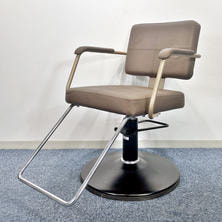 Carre SWEET LINE （キャレ　スイートライン）