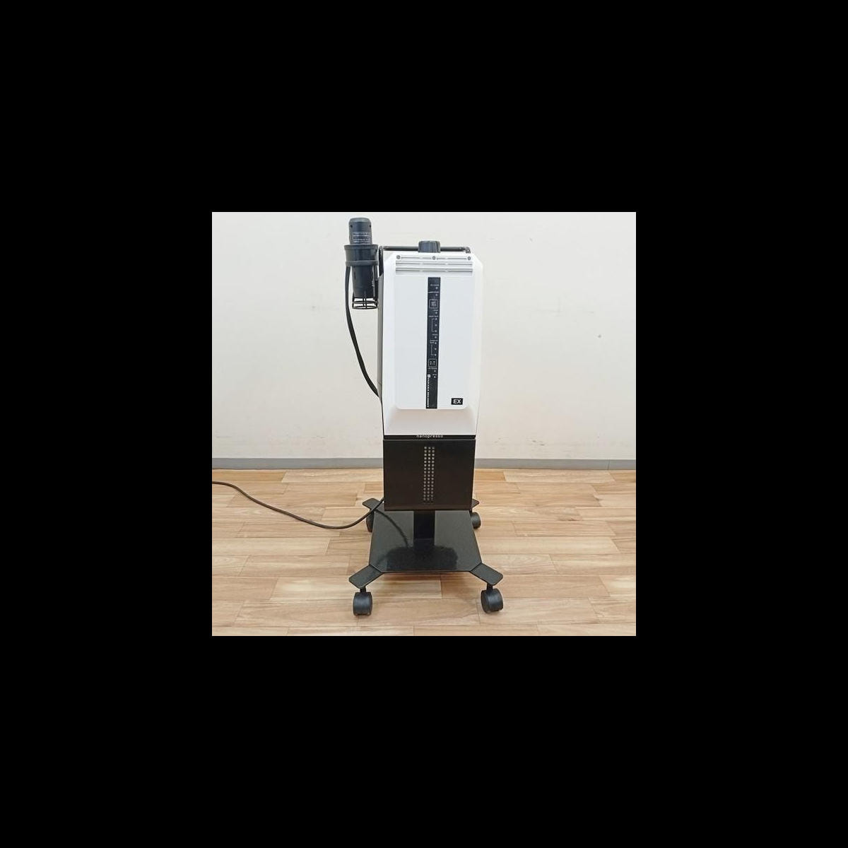 タカラベルモント　ナノプレッソEX 加圧過熱ヘアスチーマ　2015年製 タカラベルモント nanopresso EX ナノプレッソEX ホワイトの卸・通販