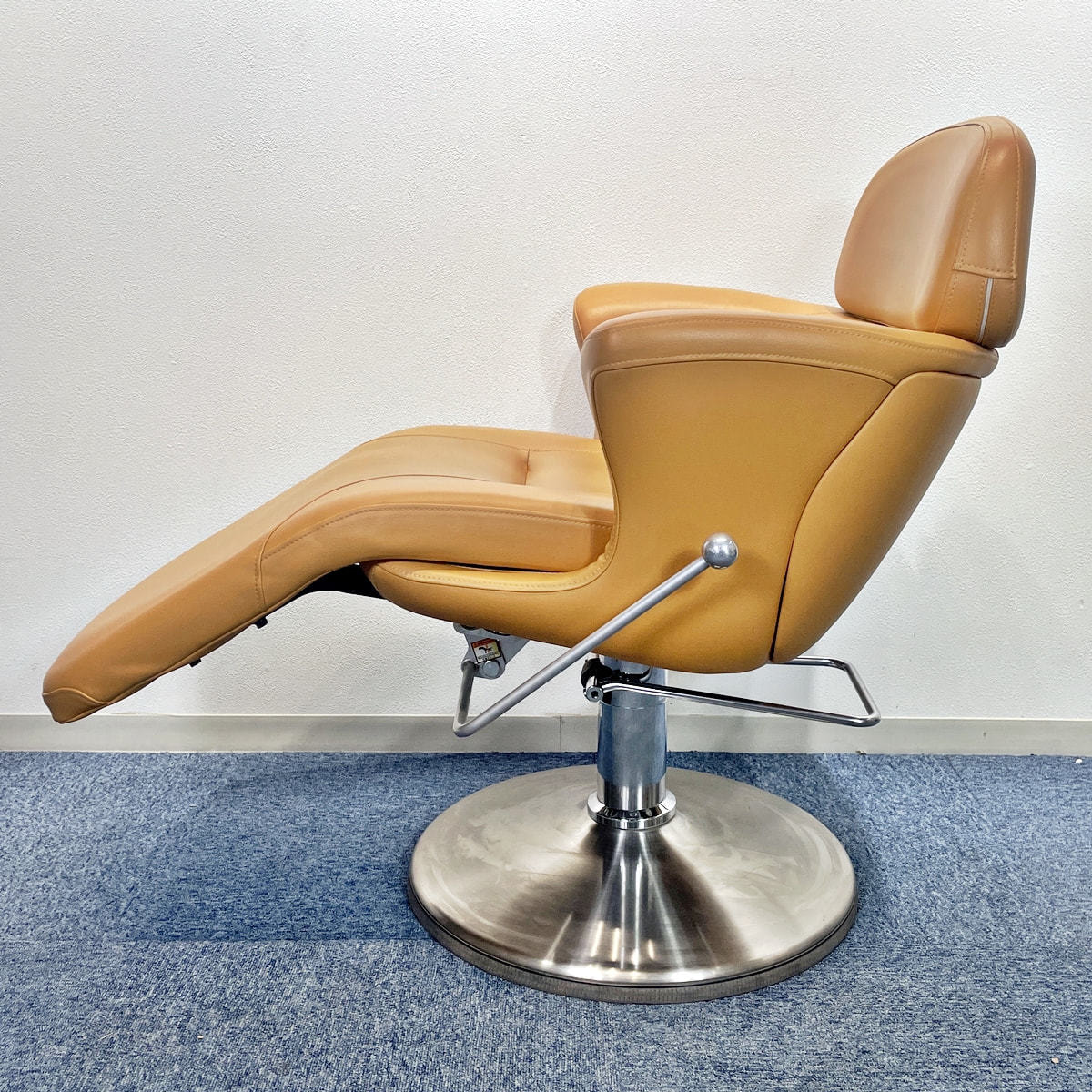 D.SUITE（ディースイート）の卸・通販 | ビューティガレージ