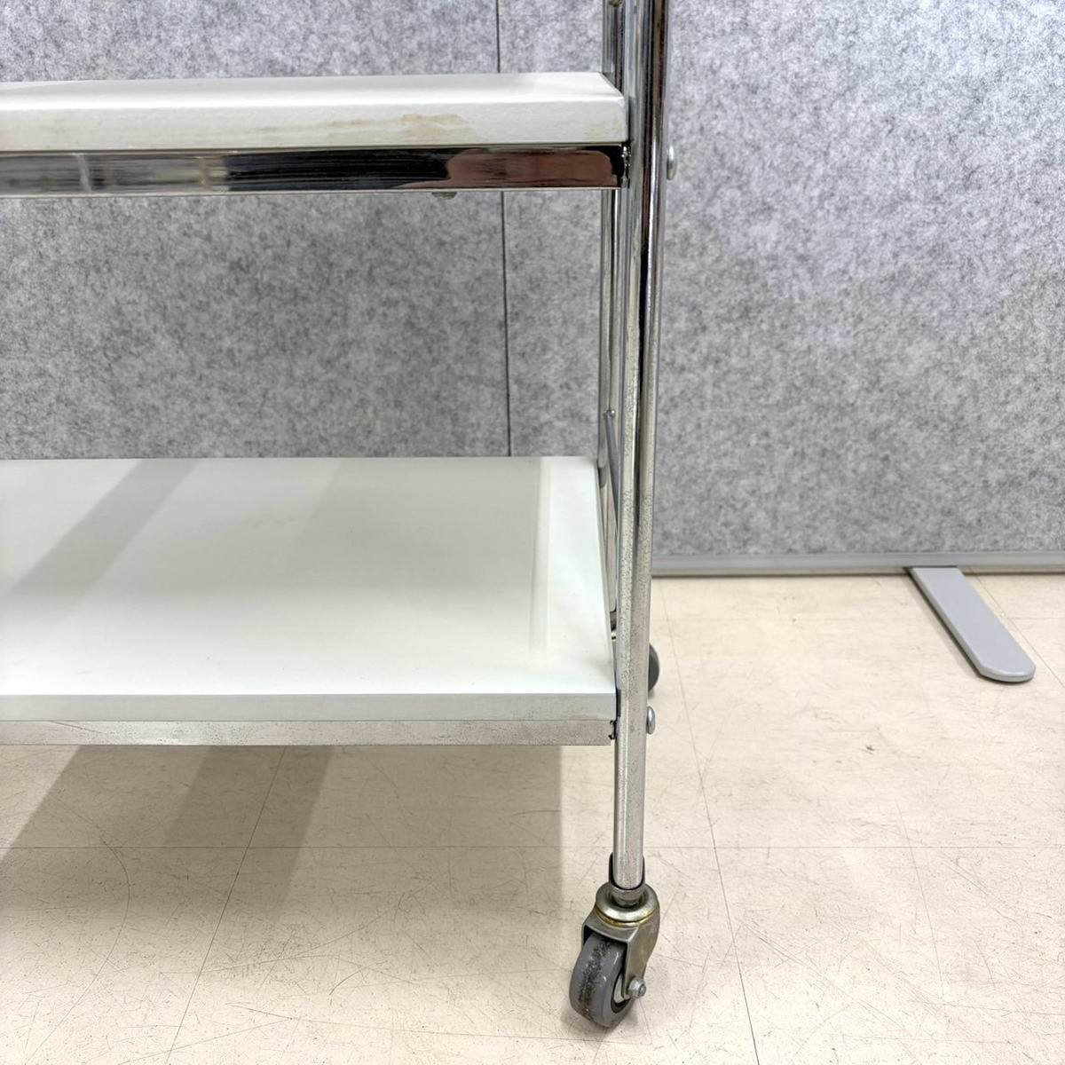 アウトレット】ボール付ワイドエステワゴン【完全組立済】の卸・通販