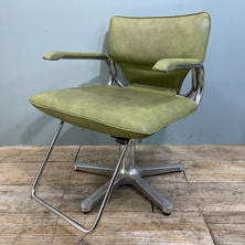 タカラベルモント ラビットキャプテンⅡ（グリーン）