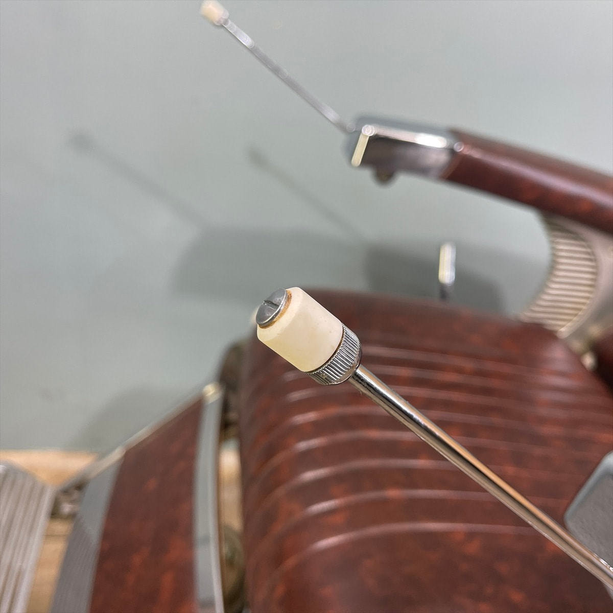 タカラベルモント 昭和レトロ バーバーチェア（理容椅子）の卸・通販