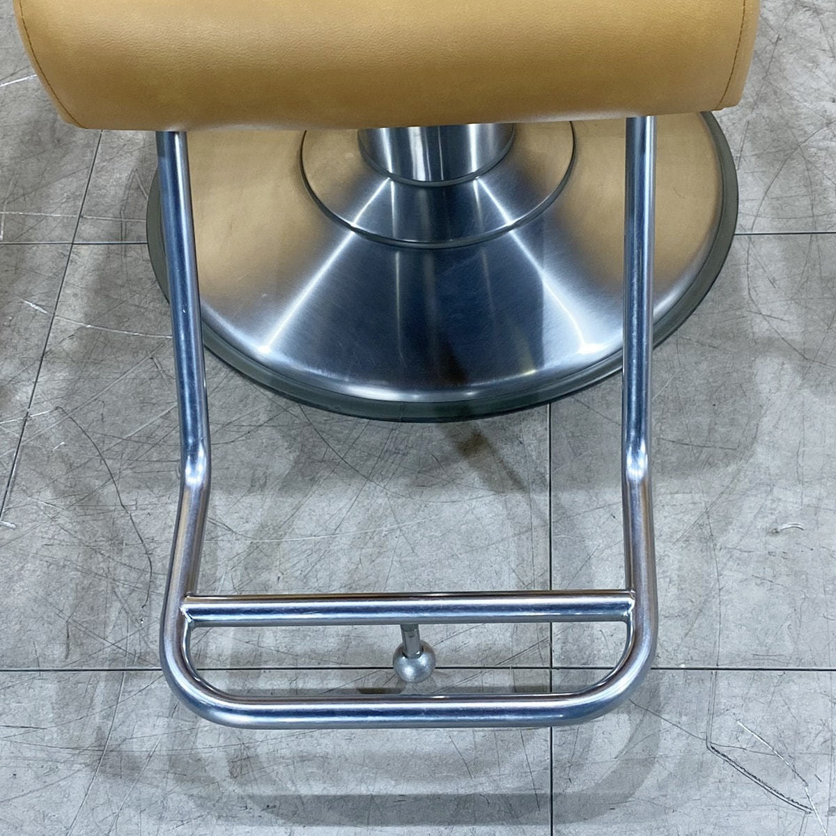 中古】タカラベルモント セット椅子 『MACCOW Male（マッコウ メイル