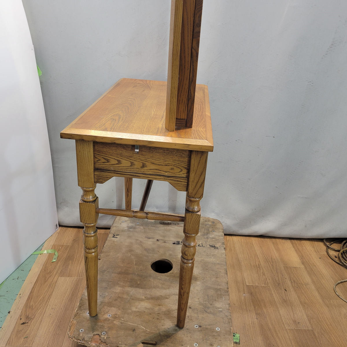 【シャビーシック】天然木製片面ドレッサーLOUISⅡ（ルイⅡ）WH シャビーシック】天然木製片面ドレッサーLOUISⅡ（ルイⅡ）の卸・通販