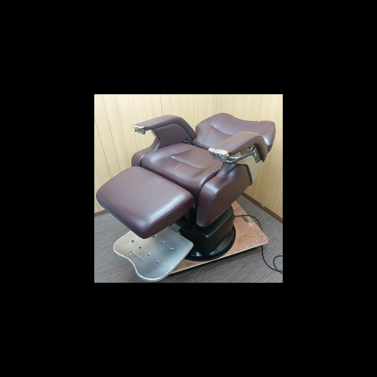 理容椅子 LEGEND レジェンド 茶 タカラベルモント