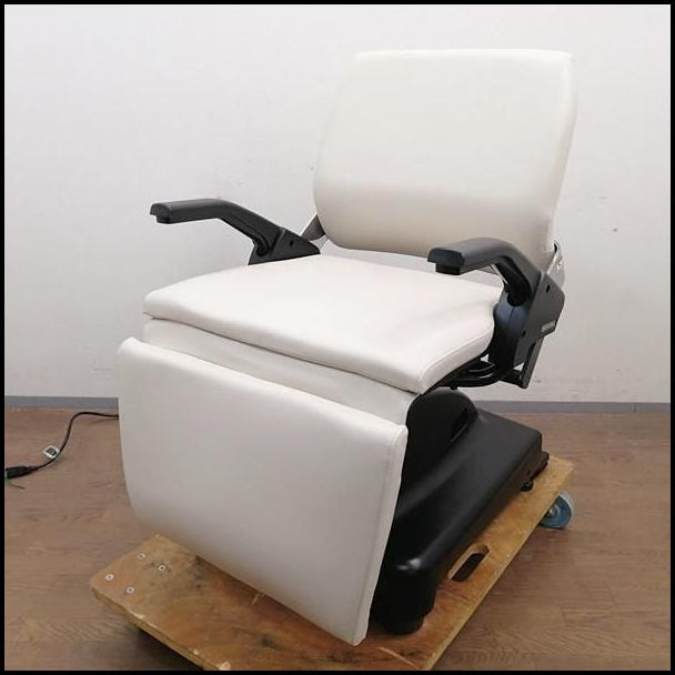 タカラベルモント FERIO OPEN フェリオオープン アイボリー レッグレスト連動 1