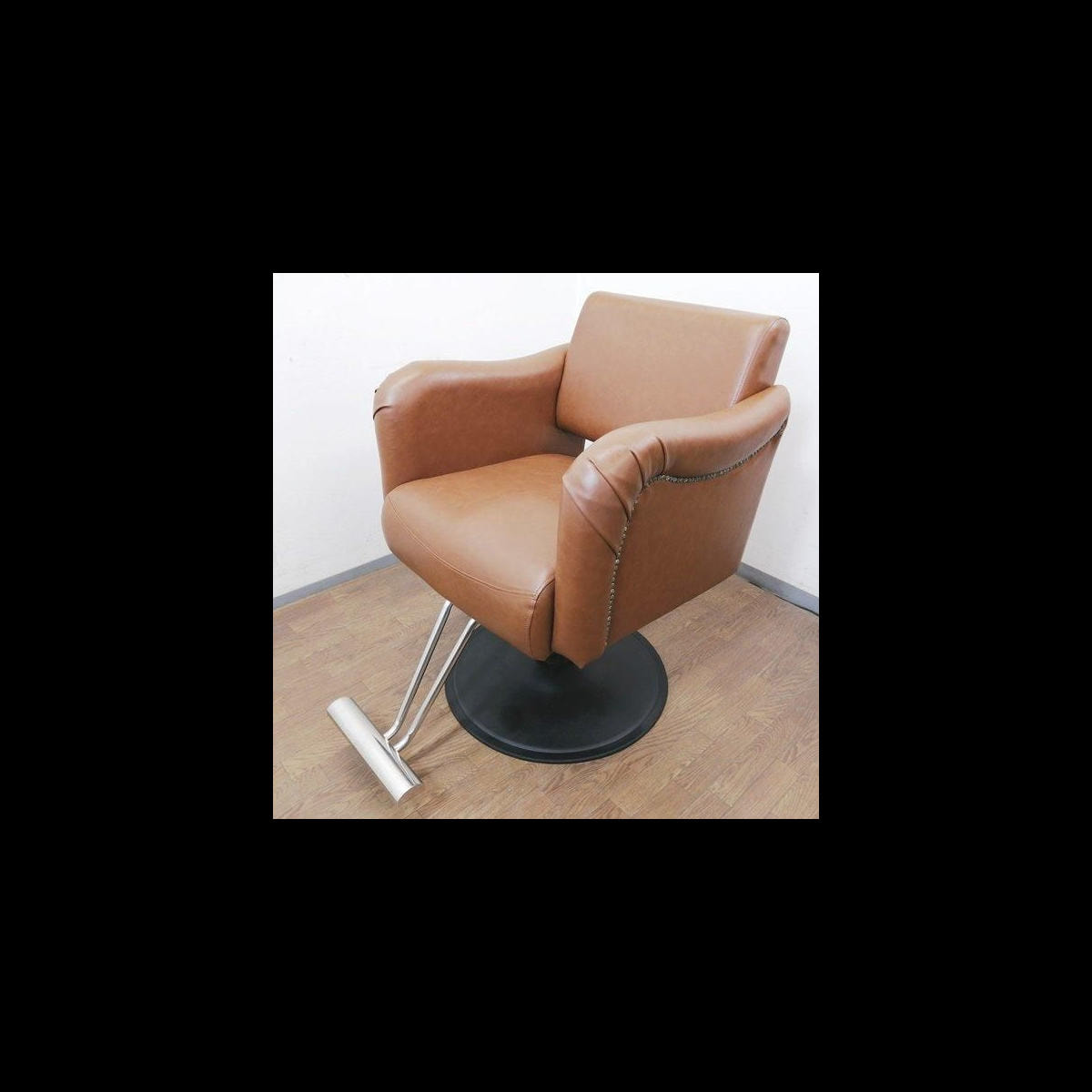 ビューティガレージ スタイリングチェア BREEZE ブリーズ キャメル 丸