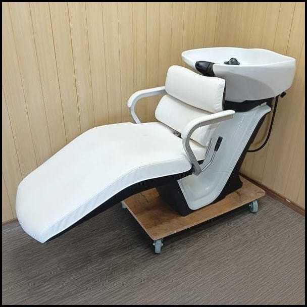 タカラベルモント RS3 COMFORT コンフォート ホワイト ロック付チルトボウル 左ハンドル 1