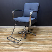 【アウトレット】スタイリングチェアCHELSEA（シートカラー：ネイビー&times;ベース：MC-3）