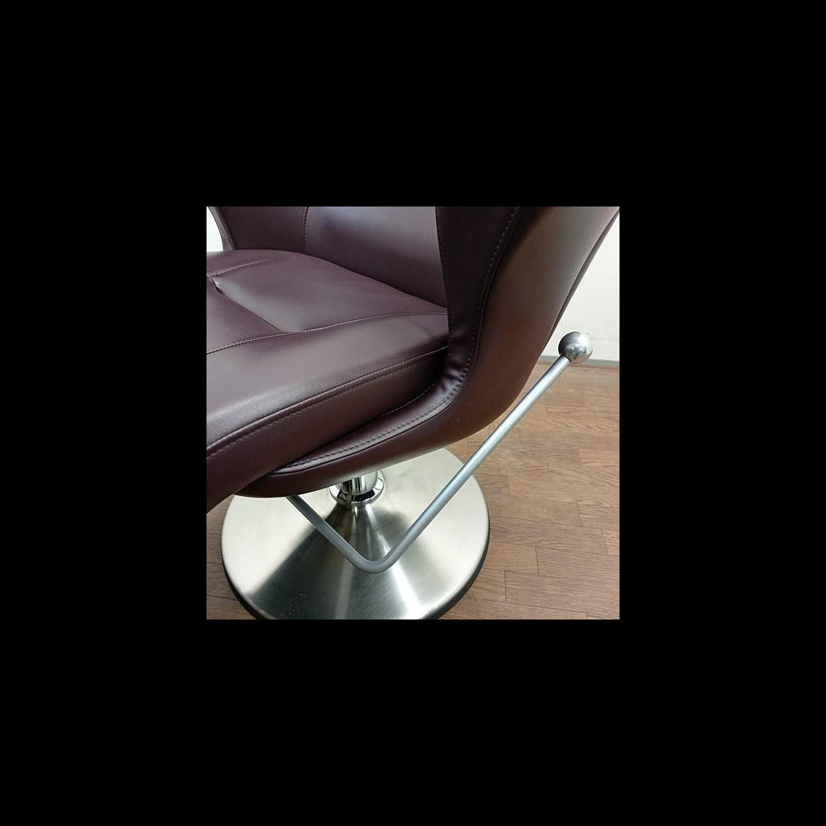 タカラベルモント スタイリングチェア D.SUITE ディースィート レッグ 