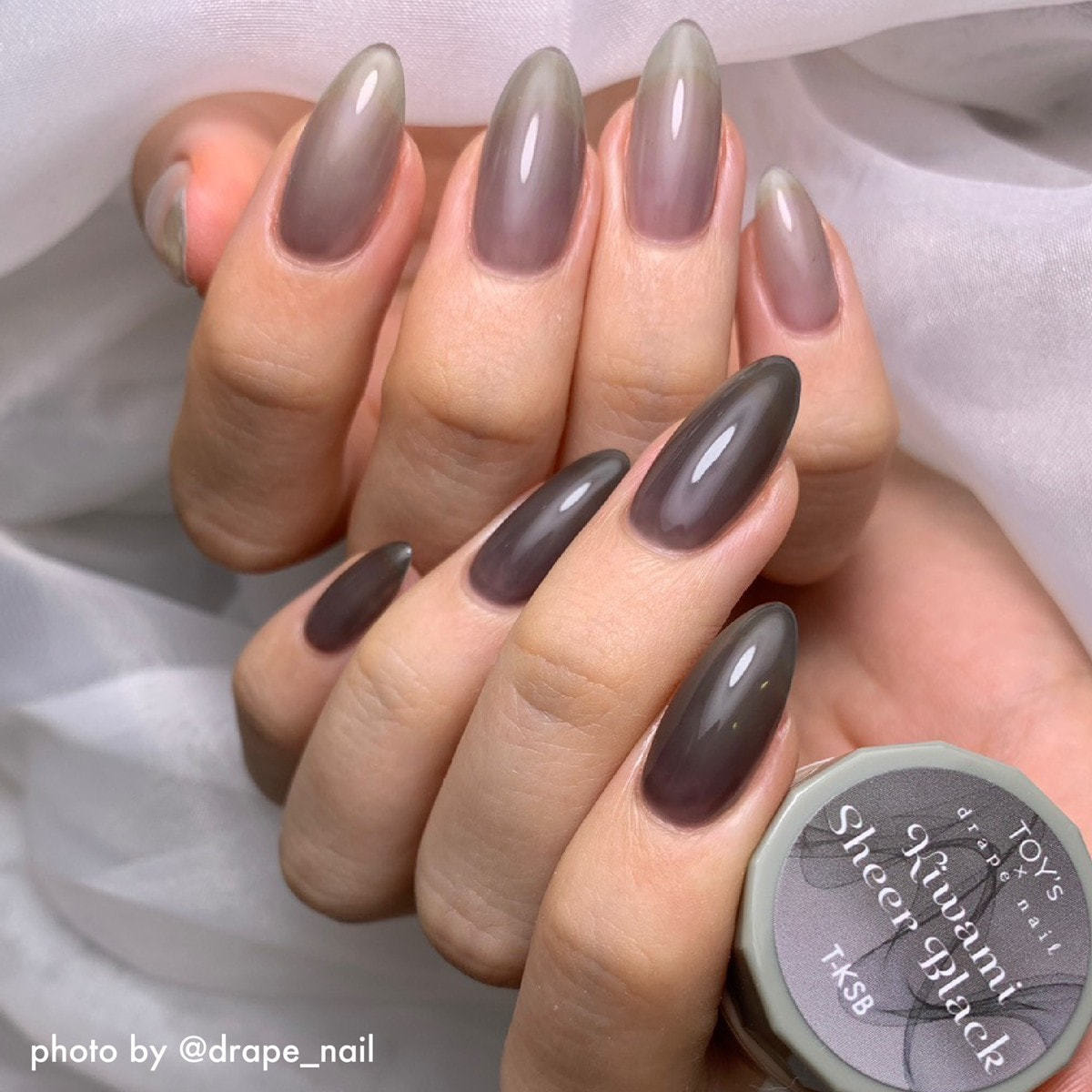 TOY's × INITY 極みシアーブラック 5gの卸・通販 | ビューティガレージ