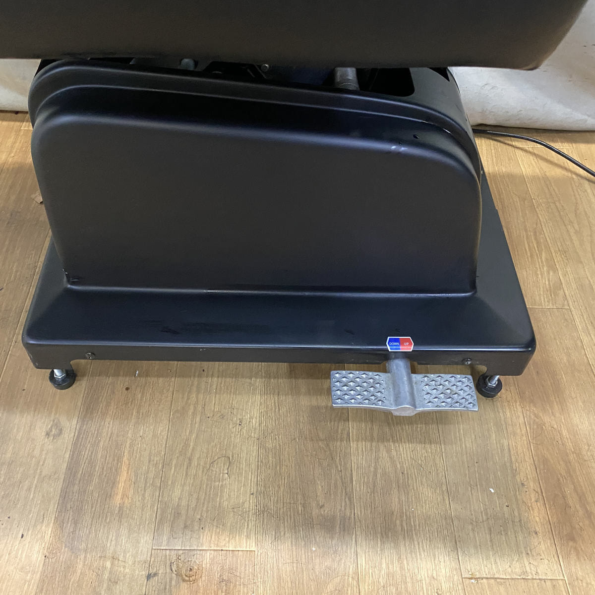 シート張替込）電動シャンプーチェア ALVIN-Sofa【レッグレスト連動