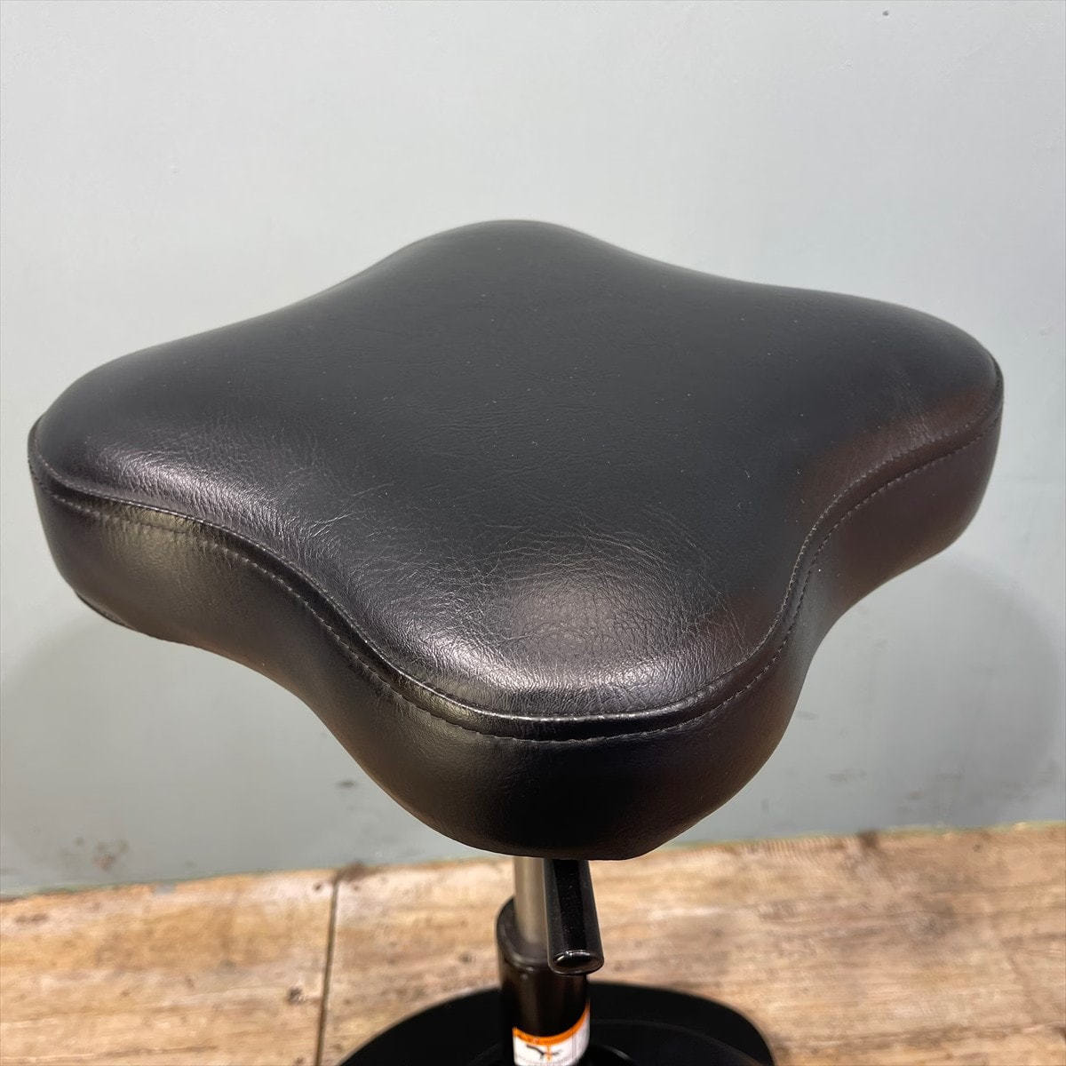 タカラベルモント ESPOIR STOOL （エスポワールスツール）の卸・通販