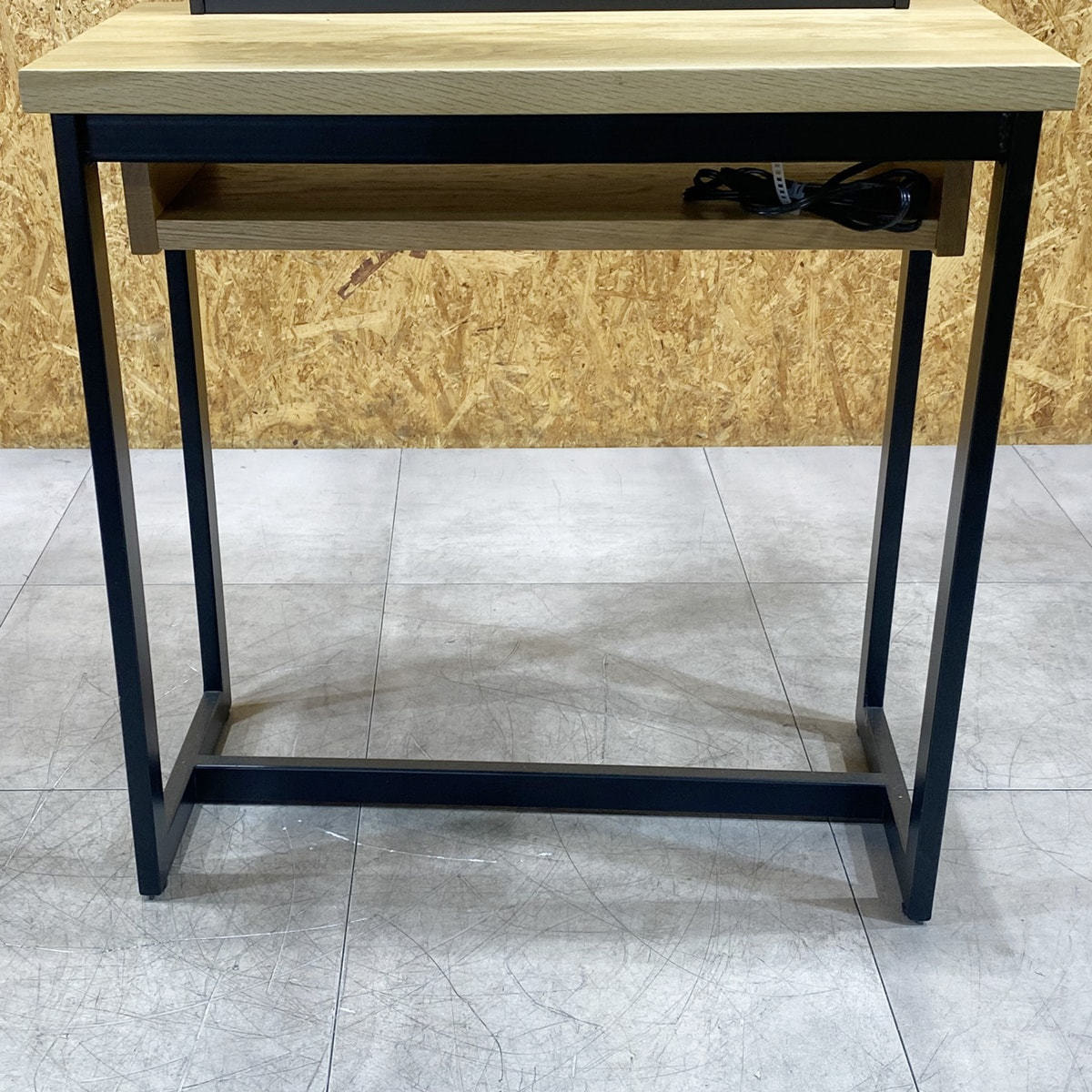 中古】ビューティガレージ ドレッサー 『【TOUGH DESIGN PRODUCT