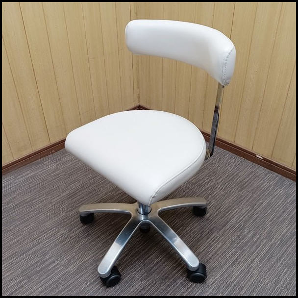 リーチェ スツール | ミラー・サロン家具・ワゴン等 | 製品情報 | タカラベルモント
