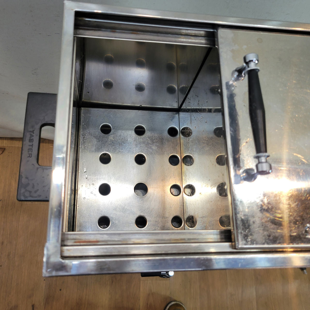 ヤスター製 タオル蒸し器の卸・通販 | ビューティガレージ