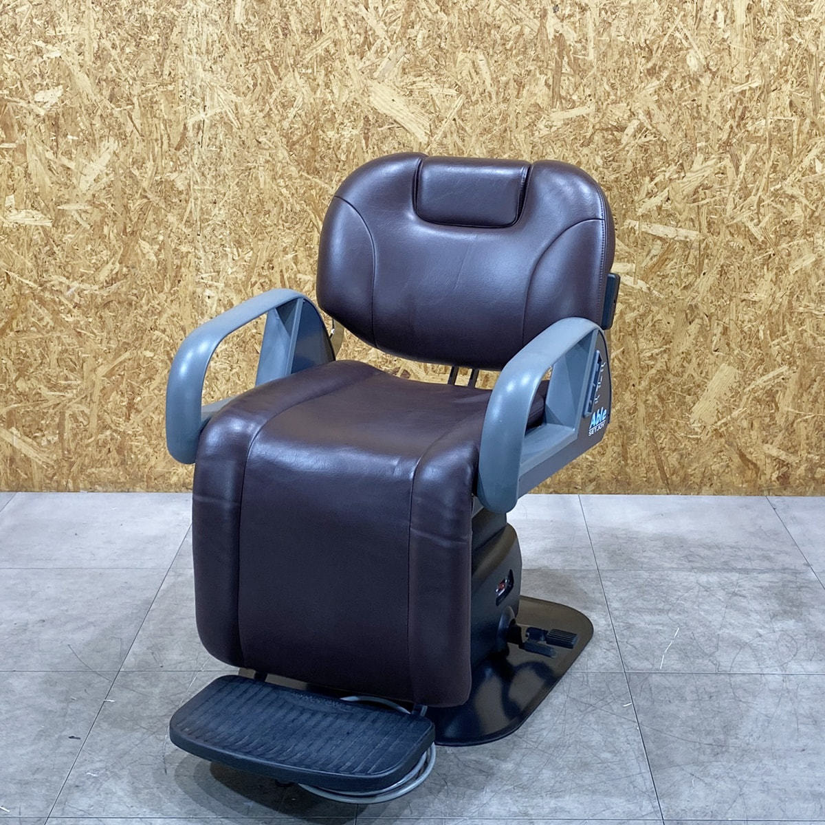 中古】タカラベルモント 多目的椅子 『SET JOY Able（エイブル