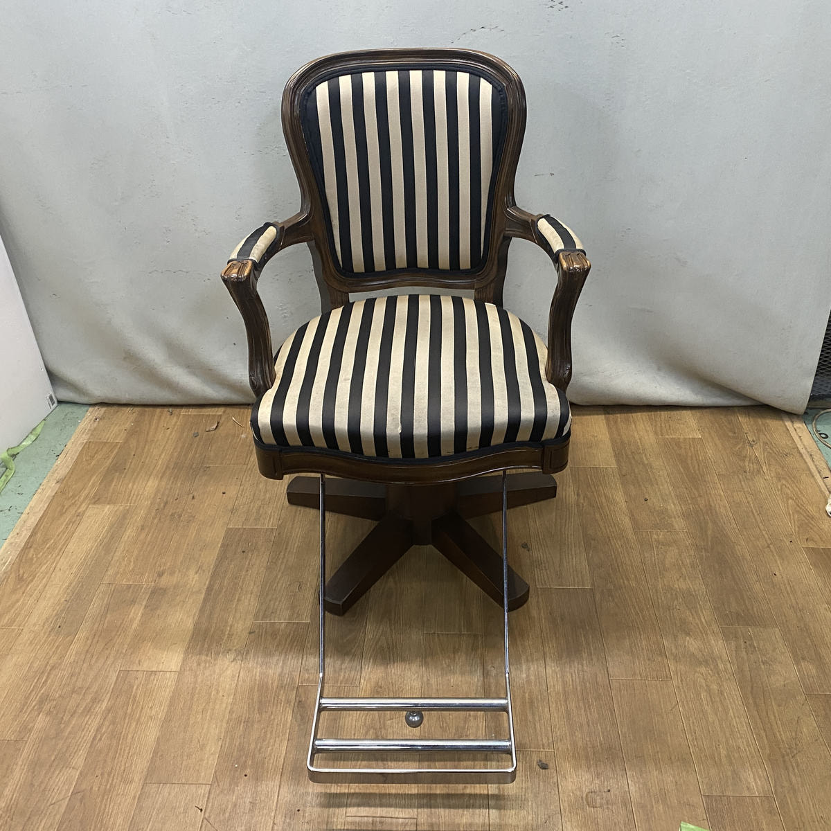 ビンテージチェア VINTAGE Chair 0824の卸・通販 | ビューティガレージ