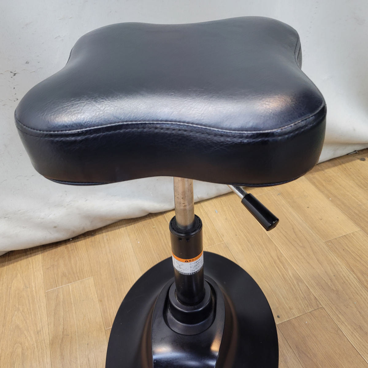 YUME ESPOIR(ユメ エスポワール) 専用スツールの卸・通販 | ビューティ