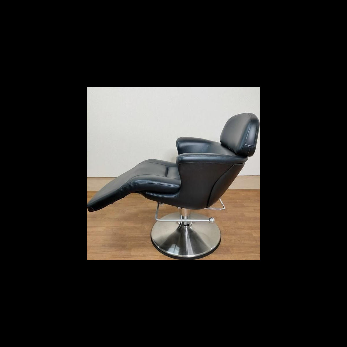 タカラベルモント スタイリングチェア D.SUITE ディースィート レッグ