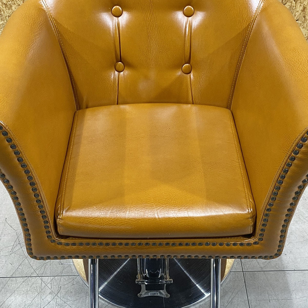 中古】ビューティガレージ スタイリングチェア 『BELTA（ベルタ）/HD