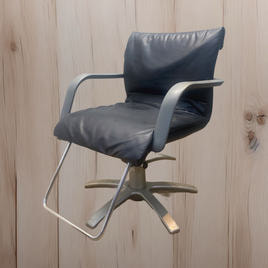 TAKARA BELMONT（タカラベルモント）のセットイス・スタイリングチェア