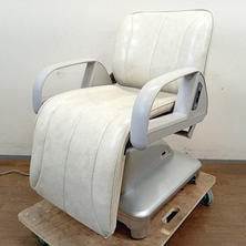 タカラベルモント E&#39;sy イージィ アンティークアイボリー レッグレスト連動 新品レザー張替済