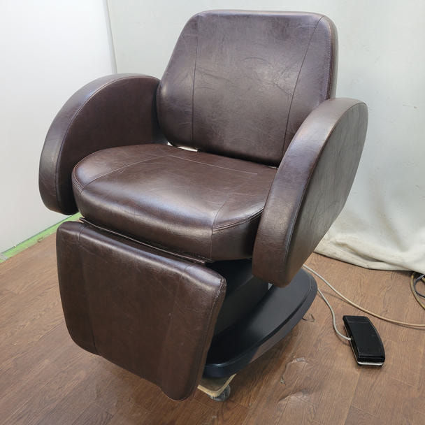 ドルチェ300N2 レッグレスト連動 1