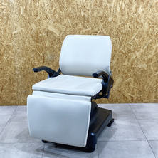 【中古】タカラベルモント　シャンプー椅子 『FERIO OPEN（フェリオ　オープン）レッグレストタイプ』ホワイト