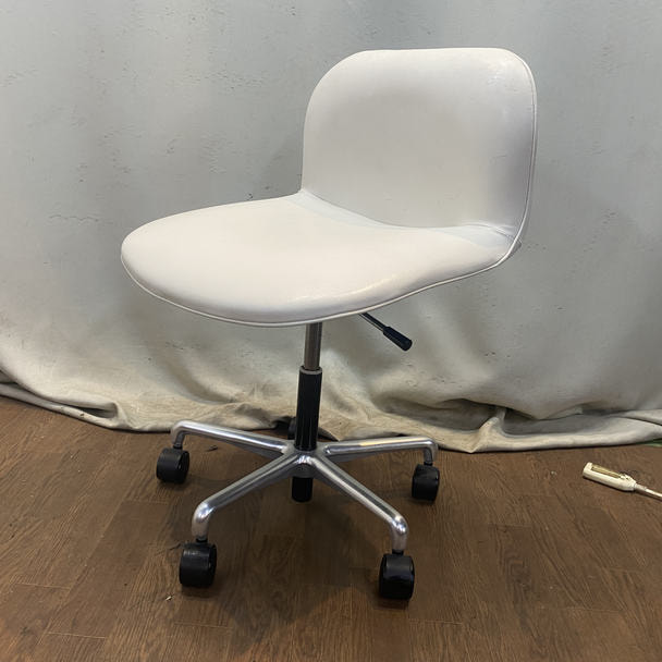 美品　Duo Stool (デュオスツール）タカラベルモント 1