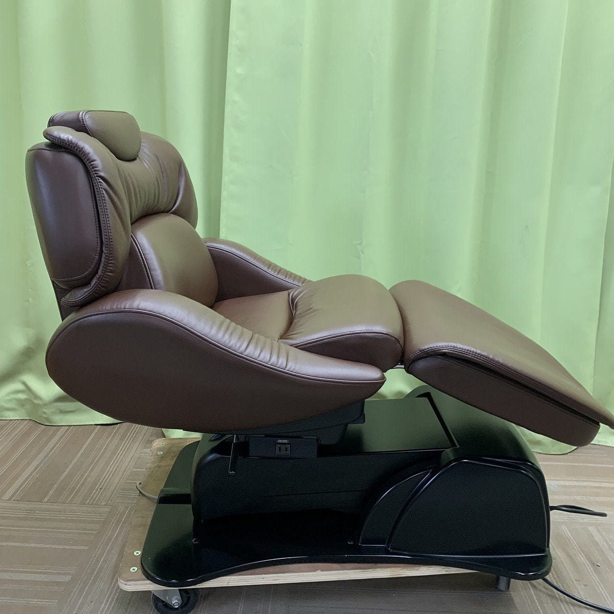 タカラベルモント　リラクゼーションチェアAS600 オールマイティステージ タカラベルモント リラクゼーションチェアAS600 オールマイティ