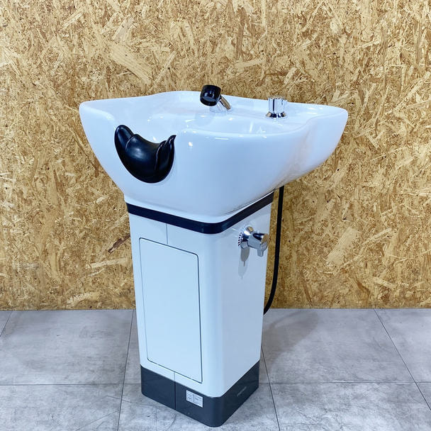 【中古】滝川　自立型シャンプー台『スタリオンⅡA』ホワイト 1