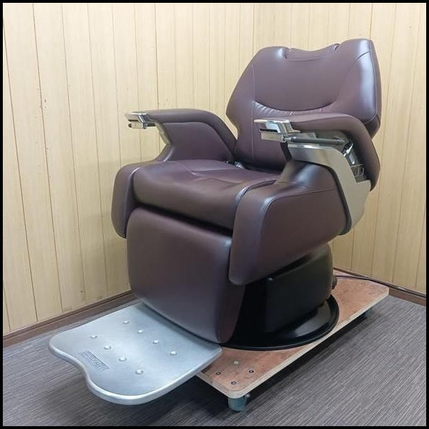 理容椅子 LEGEND レジェンド 茶 タカラベルモント 理容椅子 LEGEND レジェンド 茶 タカラベルモント