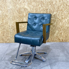 【中古】ビューティガレージ『スタイリングチェアALBERO(アルベロ)アヴァンセⅢ』ヴィンテージグリーン 【中古】ビューティガレージ『スタイリングチェアALBERO(アルベロ)アヴァンセⅢ』ヴィンテージグリーン