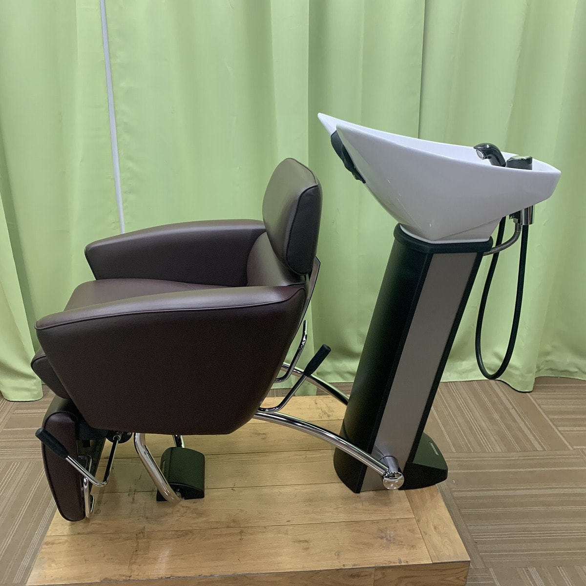 超人気新品 タカラベルモント バックシャンプー台 レッグレスト 『OTO