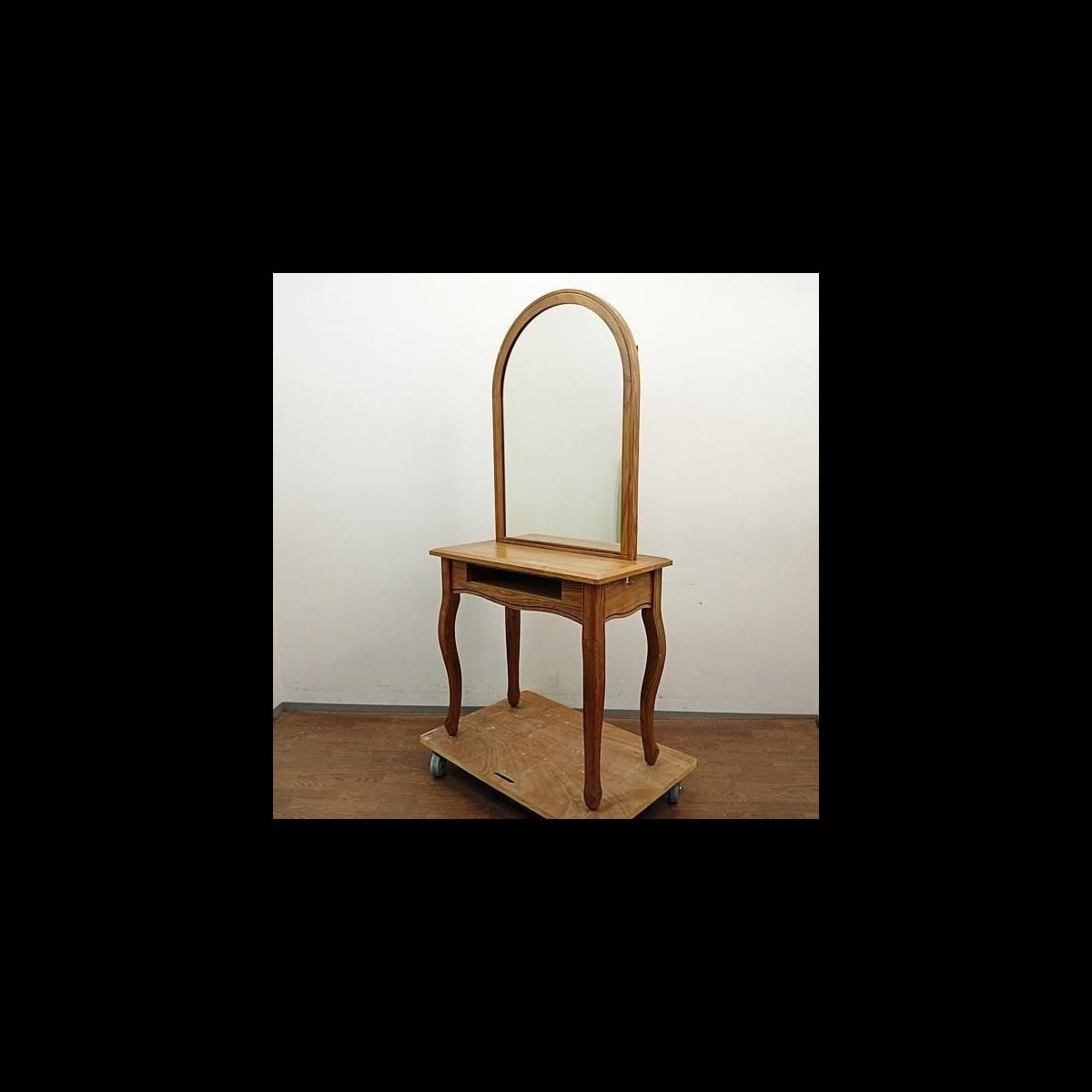 自立式片面ドレッサー 木製アーチ型 ナチュラルウッド 木目ブラウンの