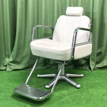 CADILLA R（キャデラR）