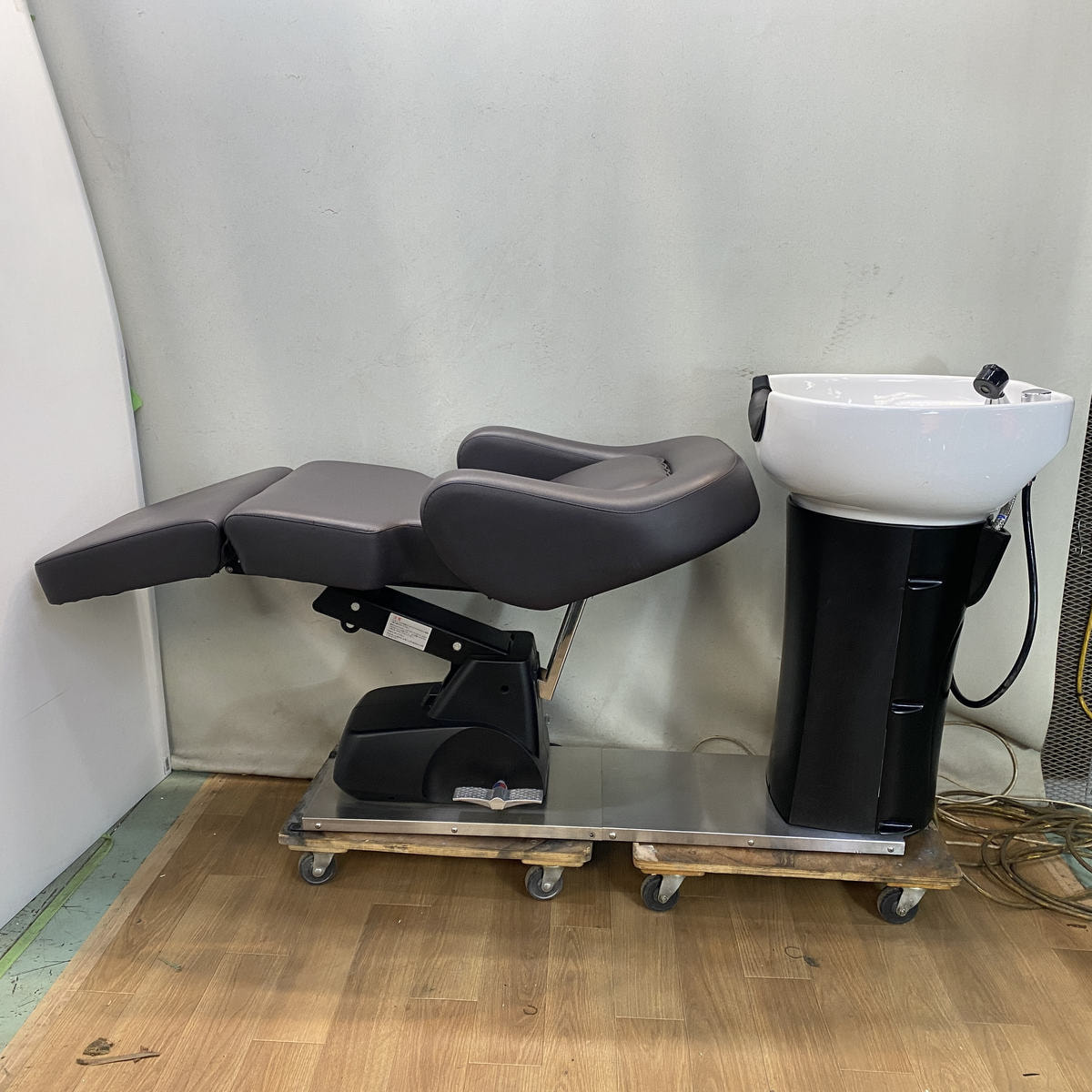 リラクゼーションシャンプーユニット RUBINO【BASIC-R】の卸・通販