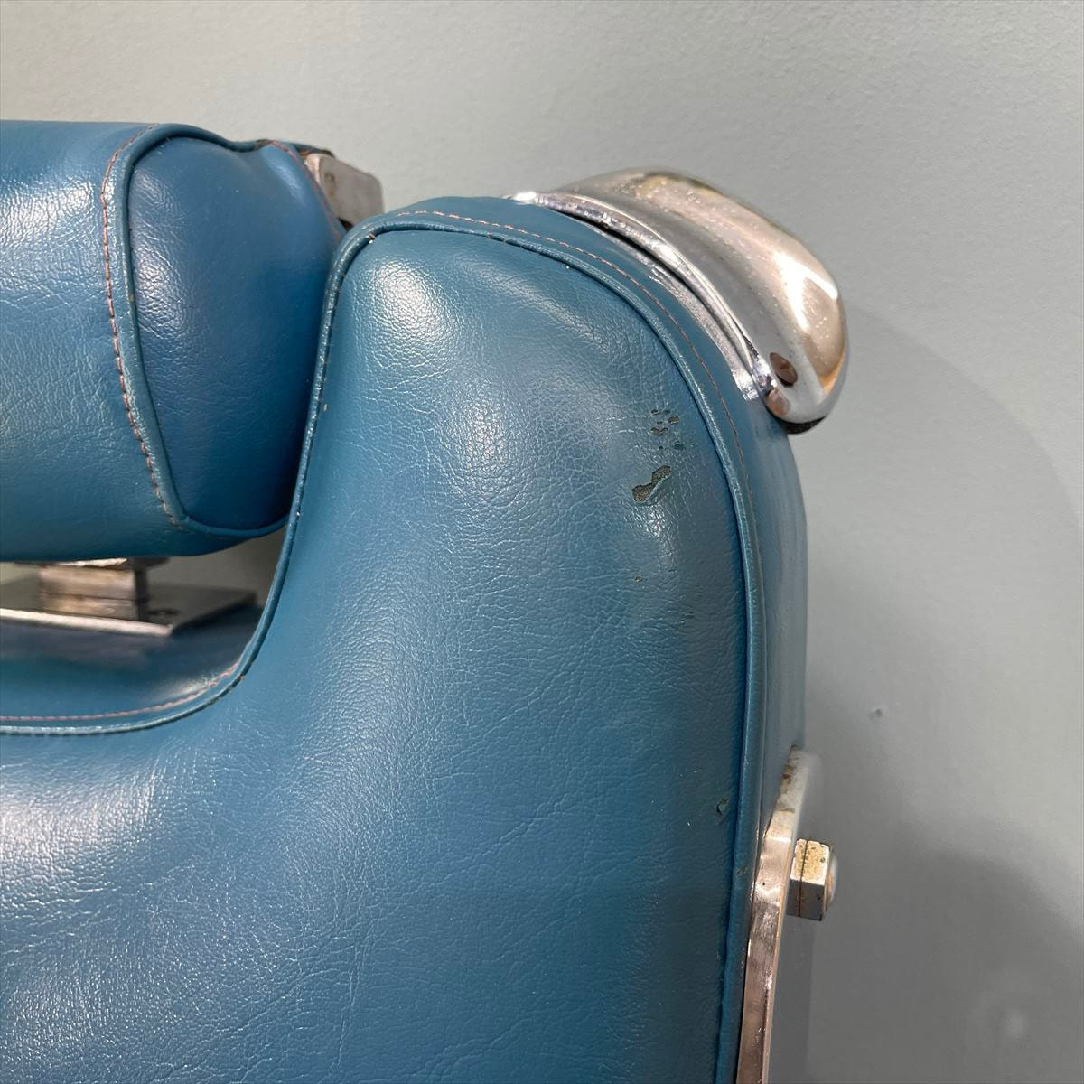 不朽の名機 タカラ57号 理容椅子 タカラベルモント レトロバーバー