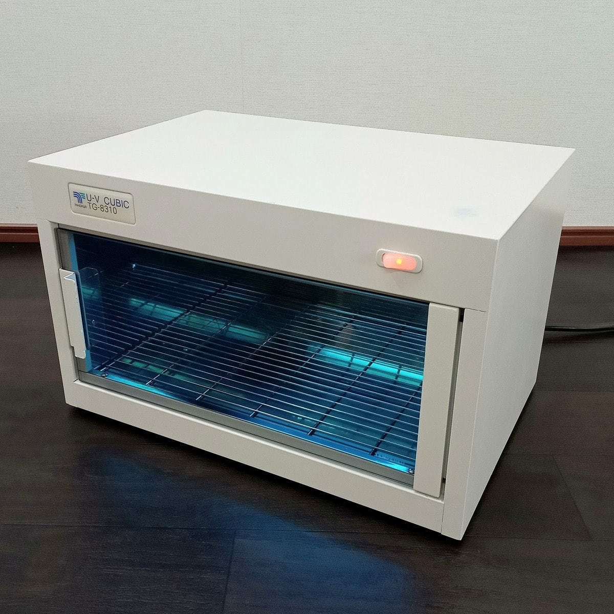 ★未使用★ 滝川 紫外線消毒器/U-V CUBIC/60Hz TG-8310 飲食店やスーパー銭湯など温泉施設、高齢者介護施設、ゴルフ場