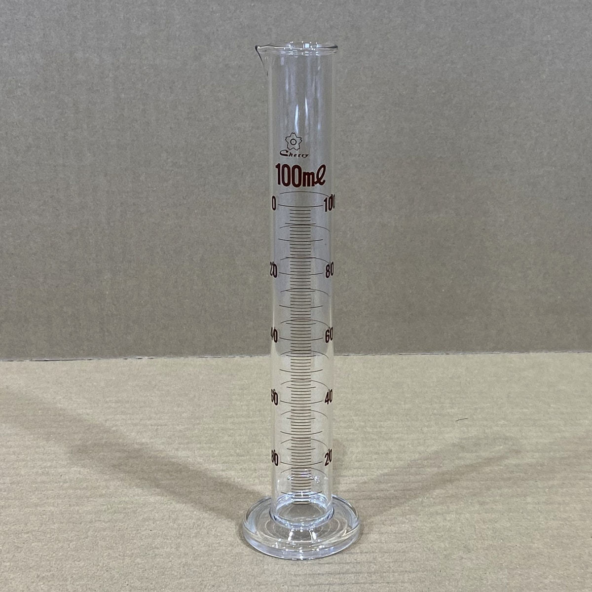 【美容室開業】未使用　ホーロー消毒器、メスシリンダー100ミリ、500ミリセット 中古】ホーロー消毒器 メスシリンダー 『 サロン開業準備セット』の卸