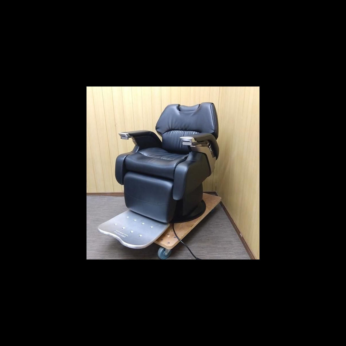タカラベルモント バーバーチェア マークⅡ リクライニング不良 タカラベルモント バーバーチェア マークⅡ リクライニング不良 タカラ