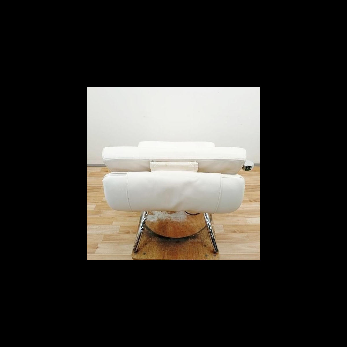 タカラベルモント CALMU カルム ホワイト 右側スイッチ仕様 レザー汚れ