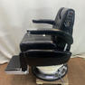 (シート張替え品）タカラ製1300　フルフラット理容椅子 7
