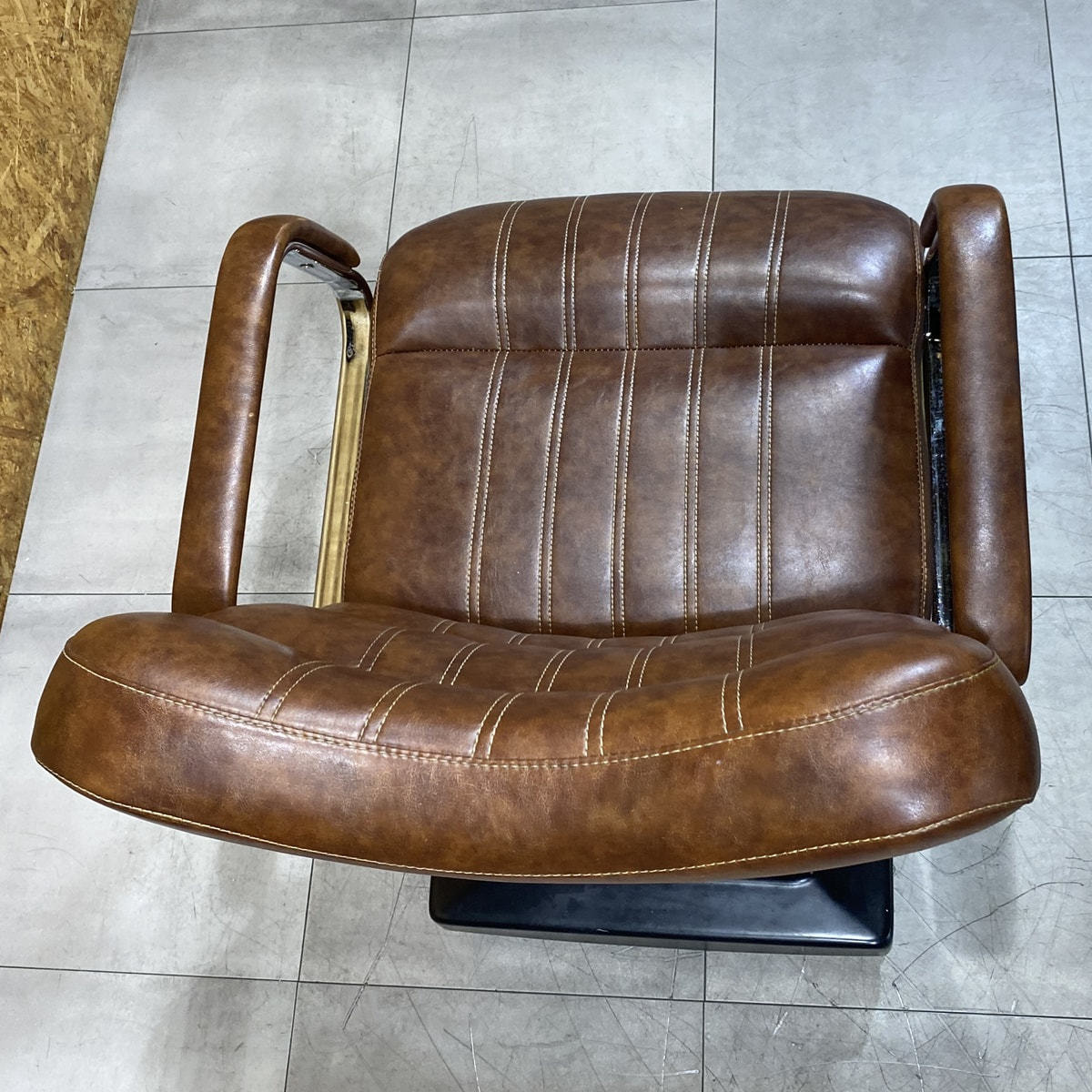 中古】ビューティガレージ シャンプー椅子 『TOUGH DESIGN PRODUCT