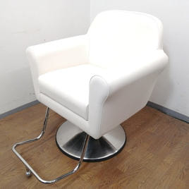 TAKARA BELMONT（タカラベルモント）のネイルテーブル/チェア