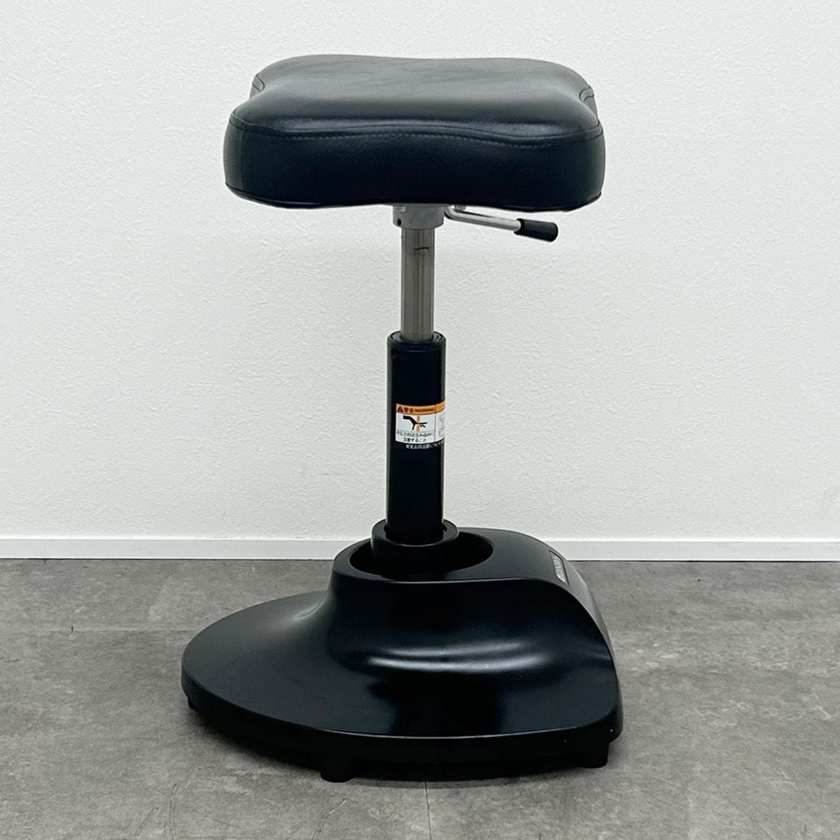 タカラベルモント ESPOIRスツール 黒 ESPOIR（エスポワール）スツールの卸・通販 | ビューティガレージ