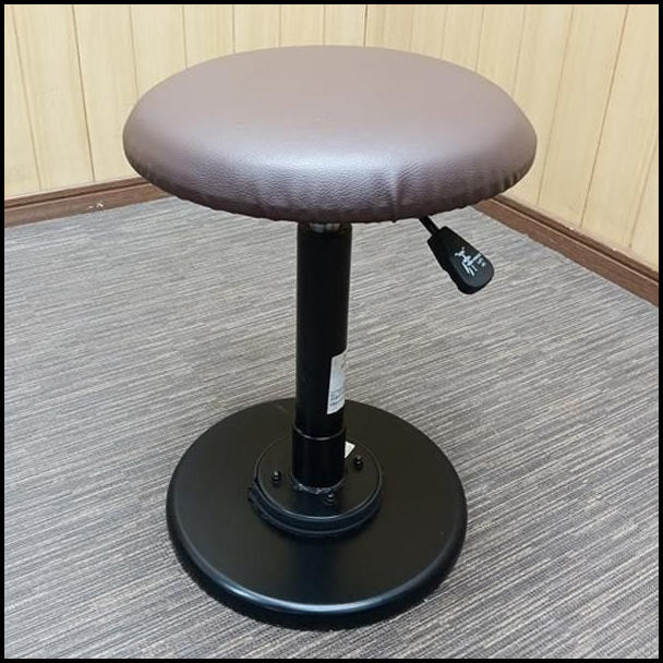 BEAUTY GARAGE（ビューティガレージ） ヘッドスパスツール【スイング】 ビューティガレージ ヘッドスパスツール【スイング】 ダークブラウンの